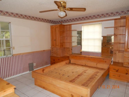5245 2nd Road Lake Worth, FL 33467 - Photo 6 of 18 DSCN6544