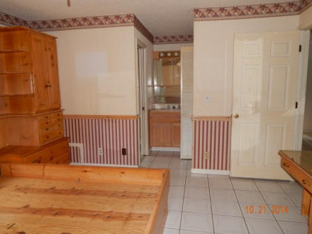 5245 2nd Road Lake Worth, FL 33467 - Photo 7 of 18 DSCN6545