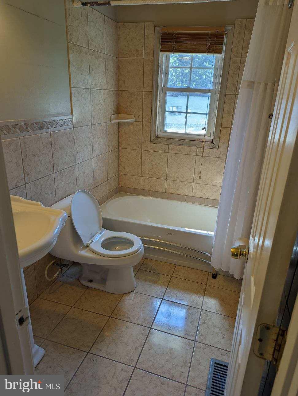 17208 Horsehead Road Brandywine, MD 20613 - Photo 11 of 14 Gallery Image 11