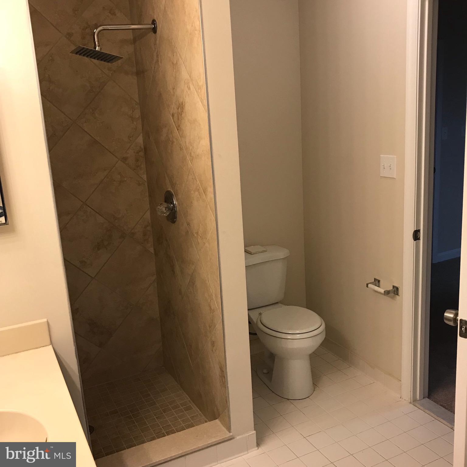 9207 Vanfleet Court Laurel, MD 20708 - Photo 10 of 13 Gallery Image 10