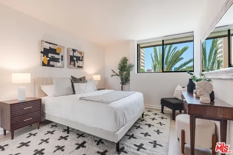 $749,000 | 10535 Wilshire Boulevard, Unit 701, Los Angeles, CA 90024
