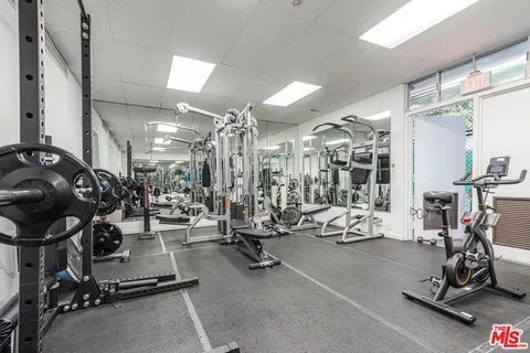 $749,000 | 10535 Wilshire Boulevard, Unit 701, Los Angeles, CA 90024