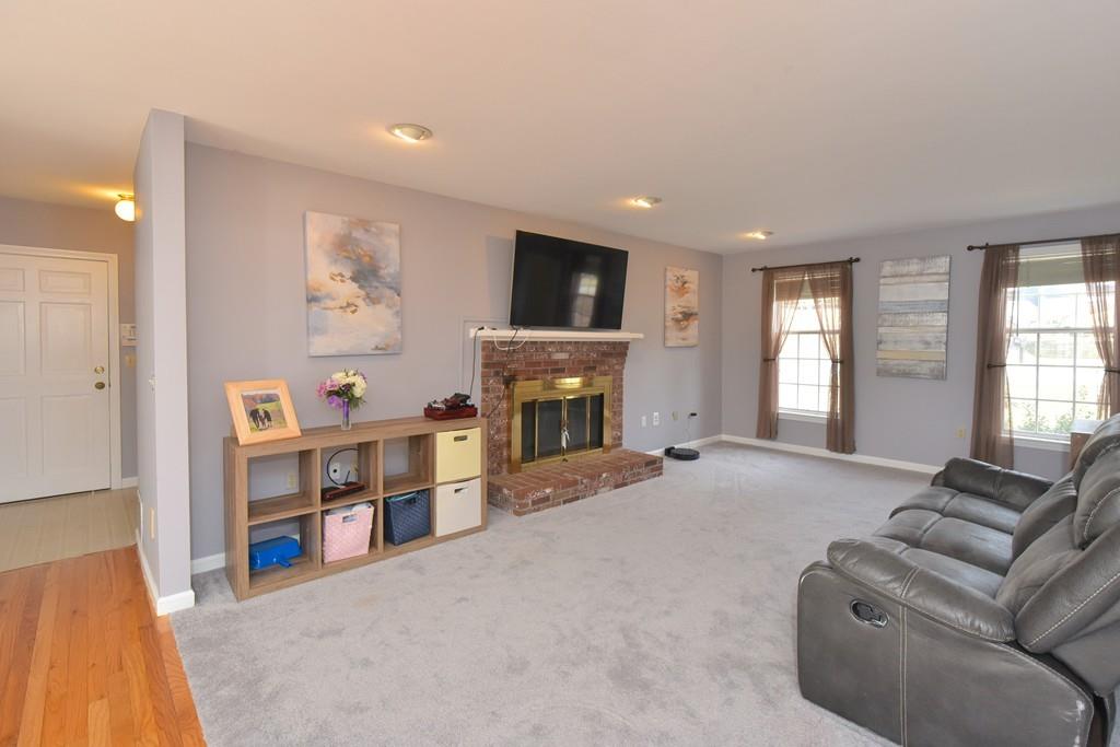 144 Anderson Road Marlborough, MA 01752 - Photo 14 of 41 Gallery Image 14