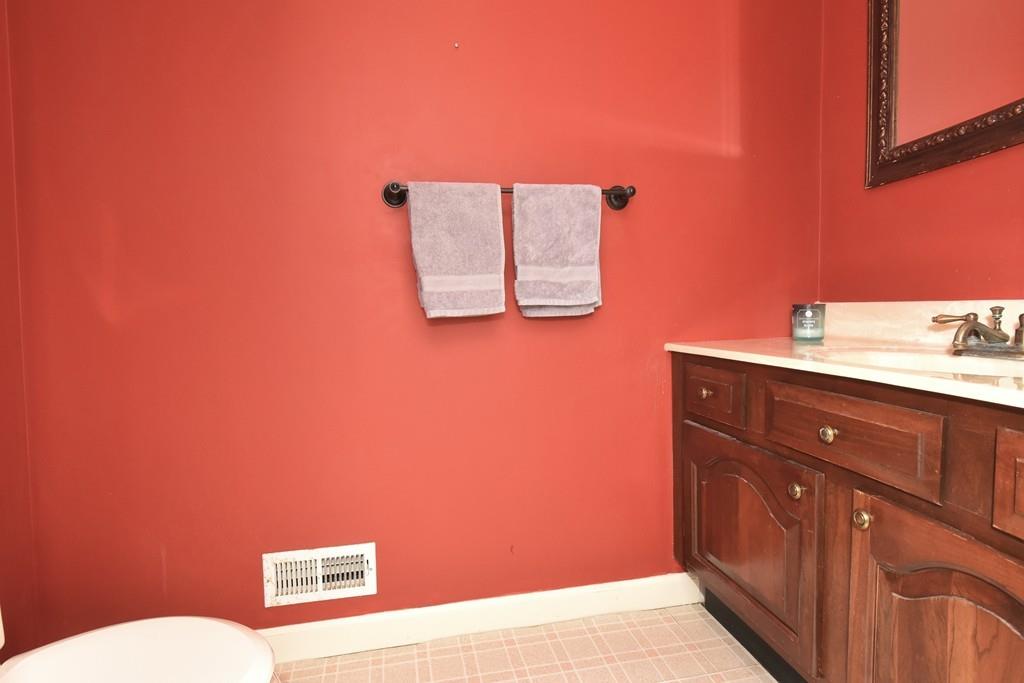144 Anderson Road Marlborough, MA 01752 - Photo 16 of 41 Gallery Image 16