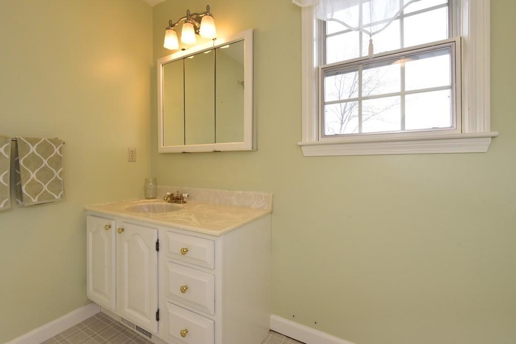 144 Anderson Road Marlborough, MA 01752 - Photo 23 of 41 Gallery Image 23