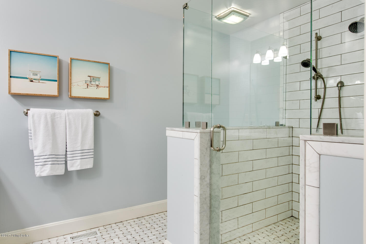 2430 Woodside Road Louisville, KY 40207 - Photo 28 of 54 Master Bathroom