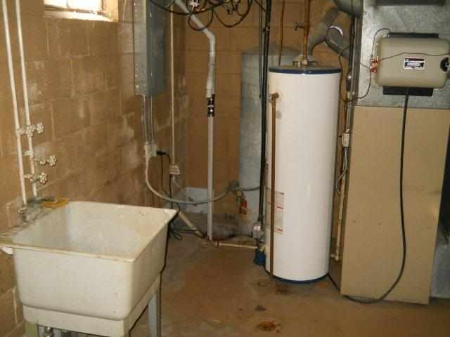 160 Brewster Road Rochester, MI 48309 - Photo 14 of 24 31098180-13.JPG