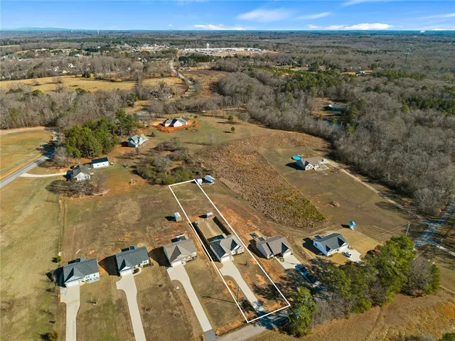 $320,000 | 213 Boggs Road, Belton, SC 29627