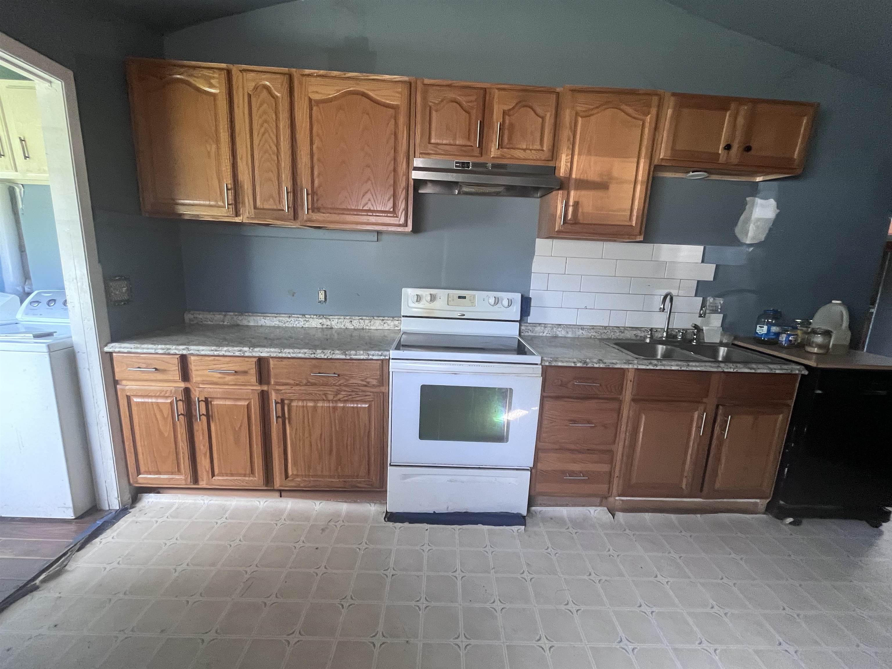 296 George Street Barre, VT 05641 - Photo 3 of 12