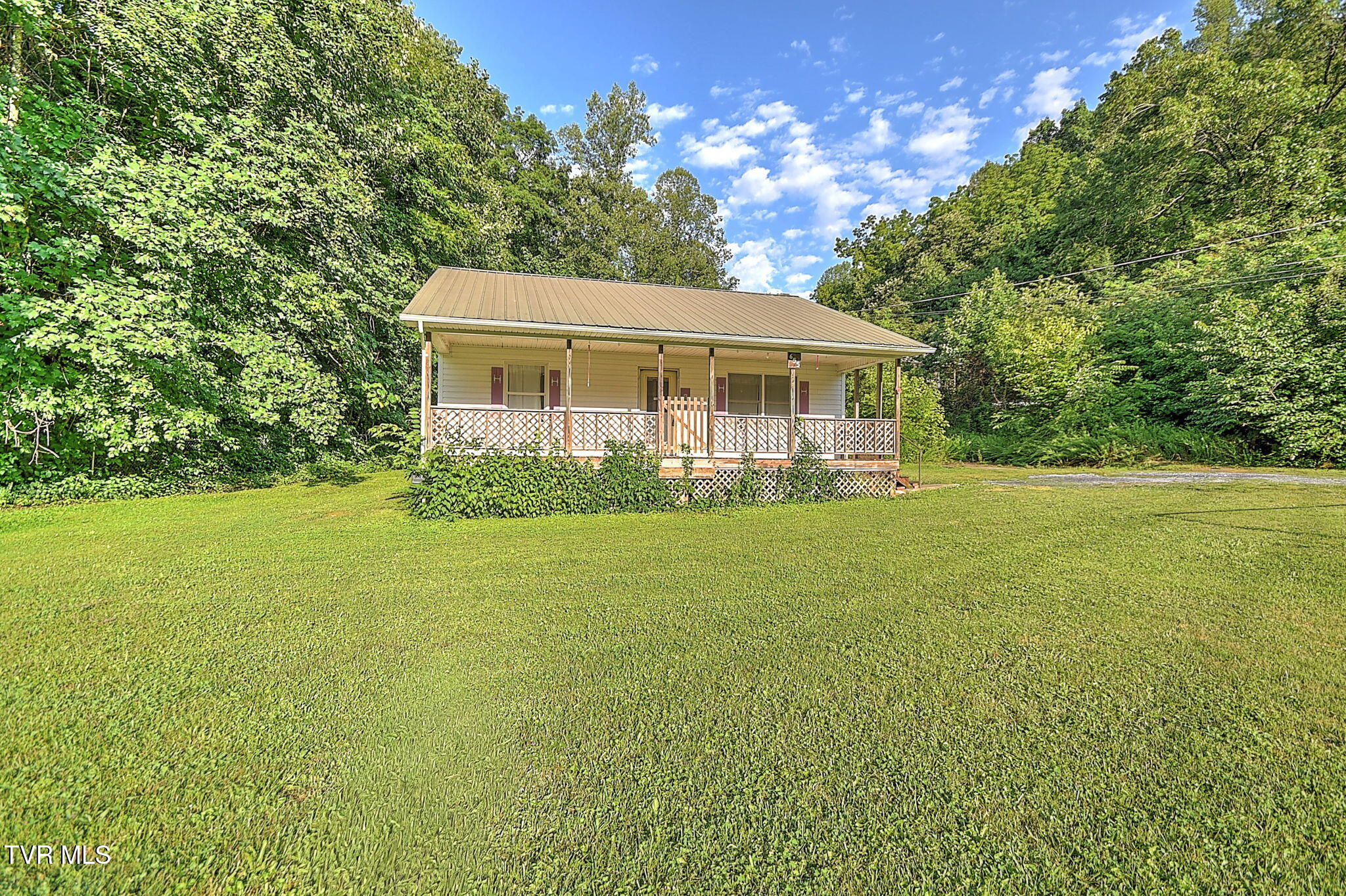 655 Wadlow Gap Road Kingsport, TN 37660 - Photo 4 of 66 2-web-or-mls-655 Wadalow Gap DP-3