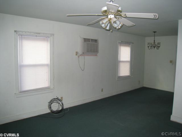 10 Wootton Road Sandston, VA 23150 - Photo 4 of 9 Living Room