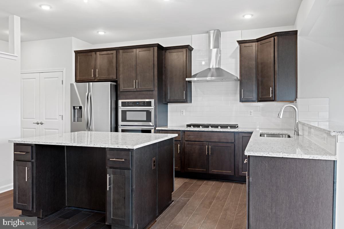 10471 Dowell Road Midland, VA 22728 - Photo 4 of 16