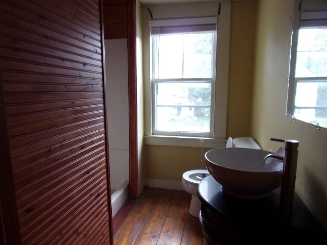 909 Vermont Rte 7a Shaftsbury, VT 05262 - Photo 17 of 22 Gallery Image 17