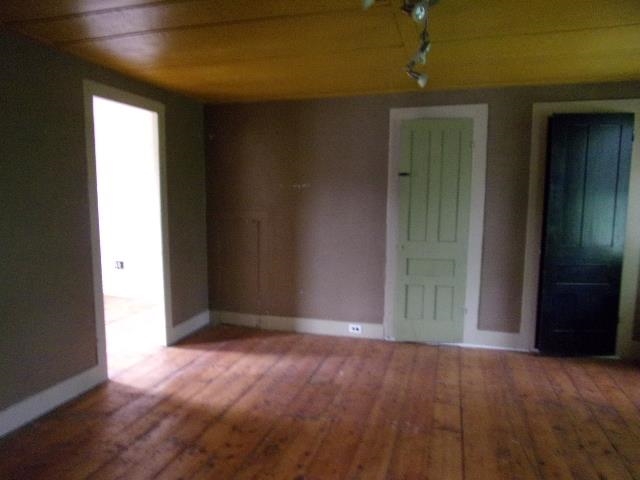 909 Vermont Rte 7a Shaftsbury, VT 05262 - Photo 18 of 22 Gallery Image 18