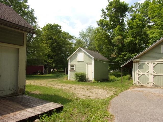 909 Vermont Rte 7a Shaftsbury, VT 05262 - Photo 4 of 22 Gallery Image 4