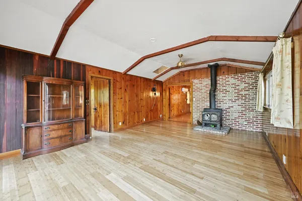 $450,000 | 10293 Field Lane, Forestville, CA 95436