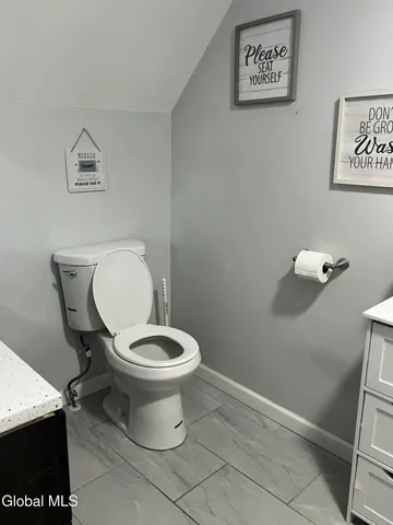 $218,000 | 8 Green Street, Mayfield, NY 12117