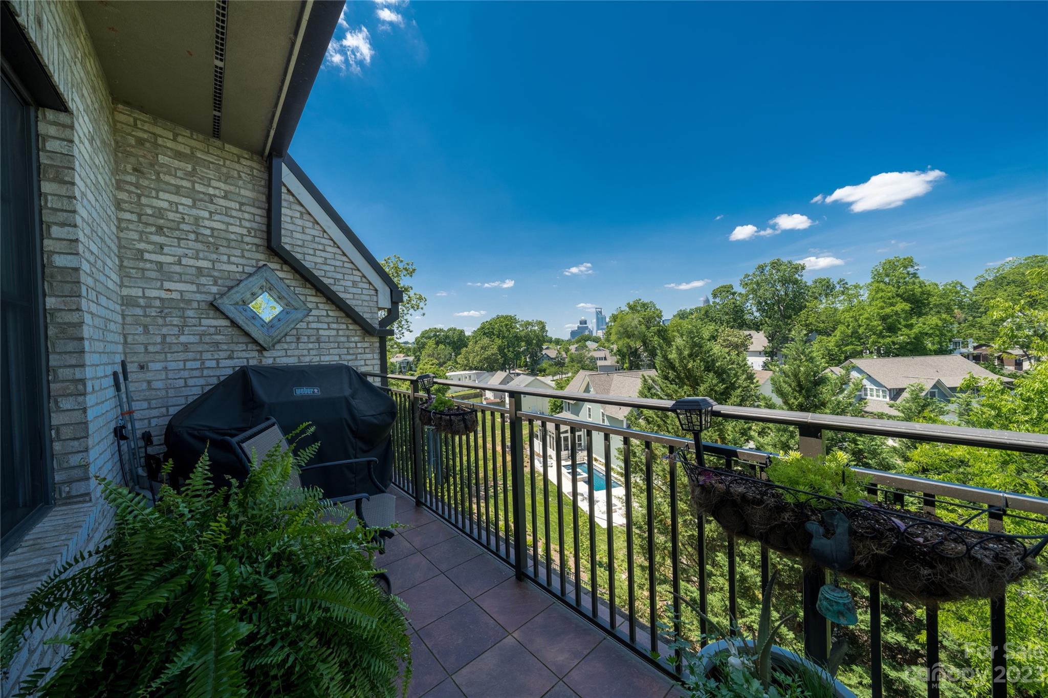 626 Queens Road, Unit 303 Charlotte, NC 28207 - Photo 26 of 41 a view of a balcony