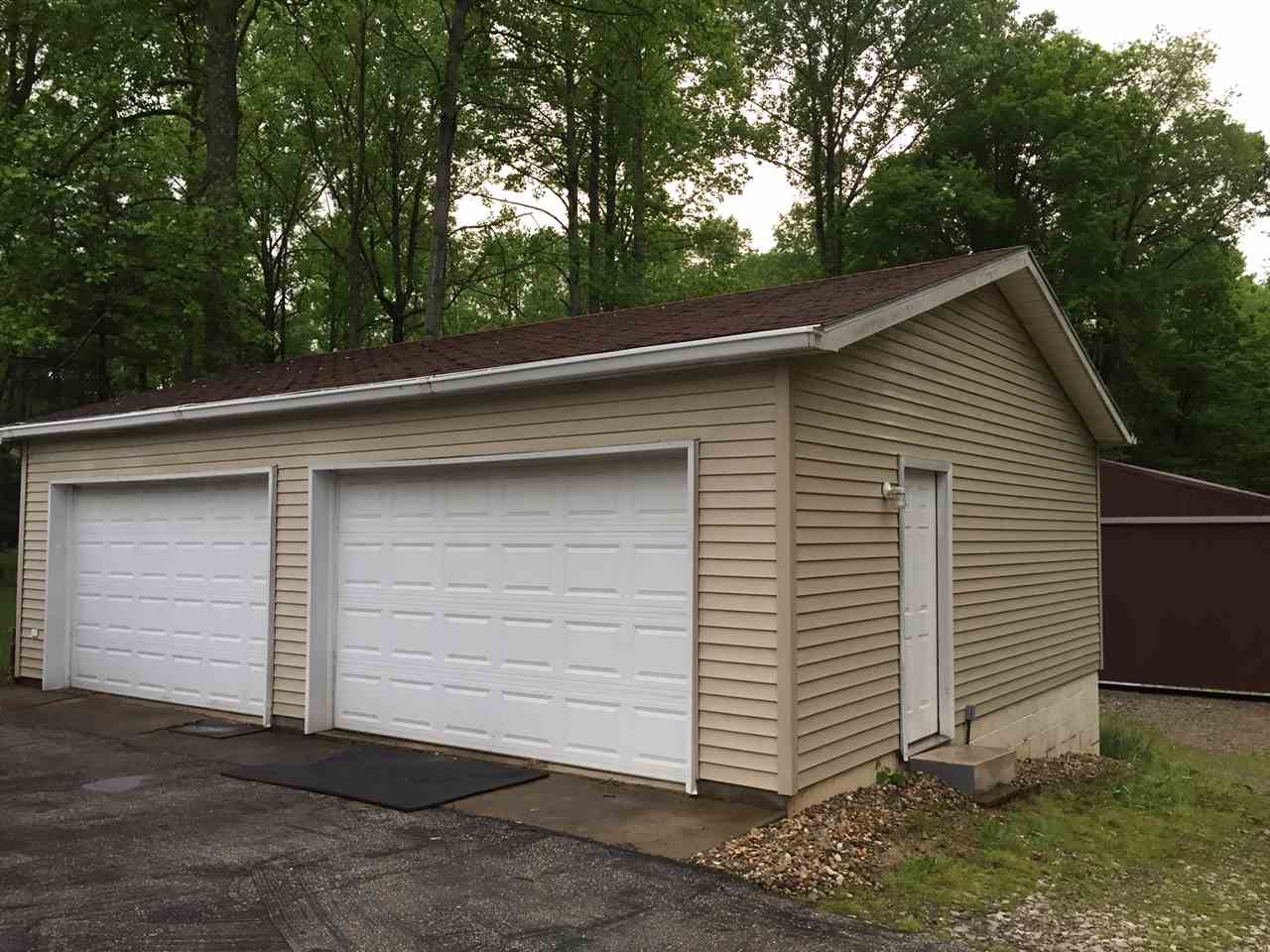 6398 South Shields Ridge Road Bloomington, IN 47401 - Photo 3 of 13