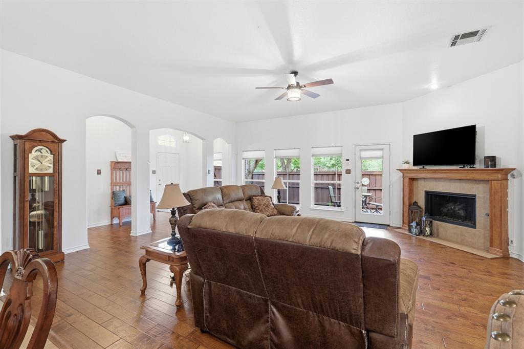 7764 Lancaster Gate Frisco, TX 75035 - Photo 3 of 21