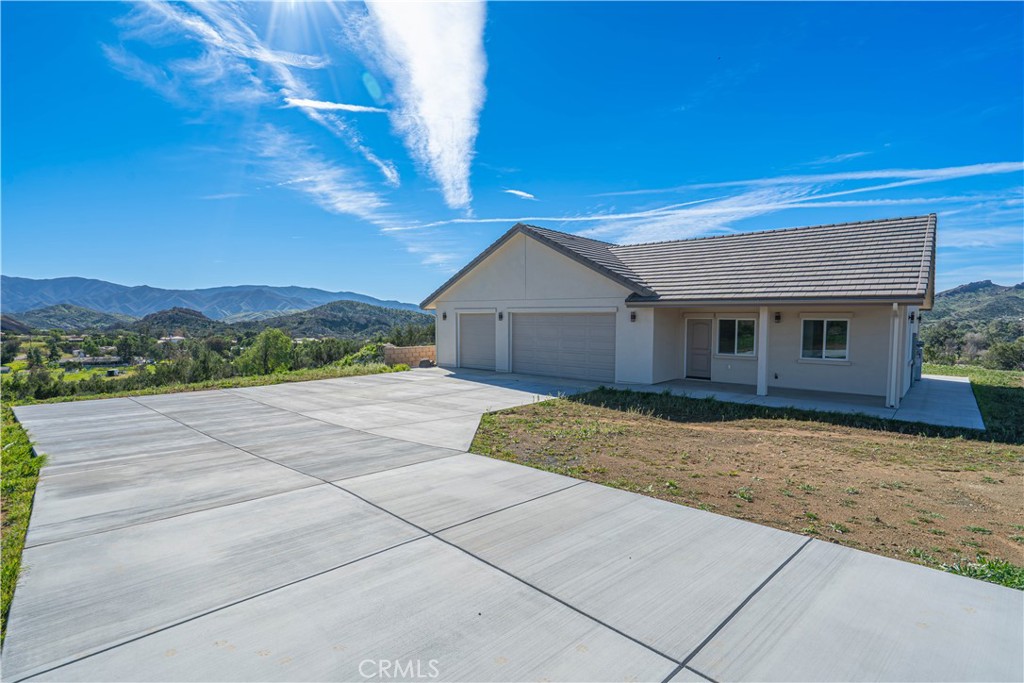 10540 Darling Road Agua Dulce, CA 91390 - Photo 4 of 56