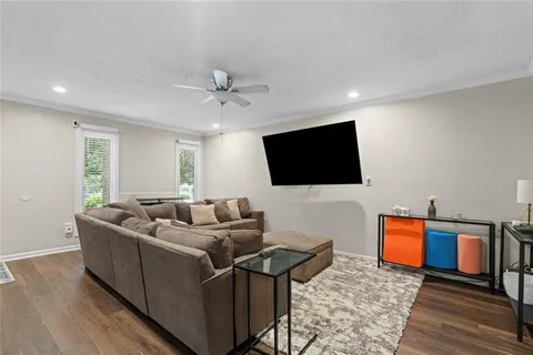 $324,999 | 897 Cedar Canyon Square, Marietta, GA 30067