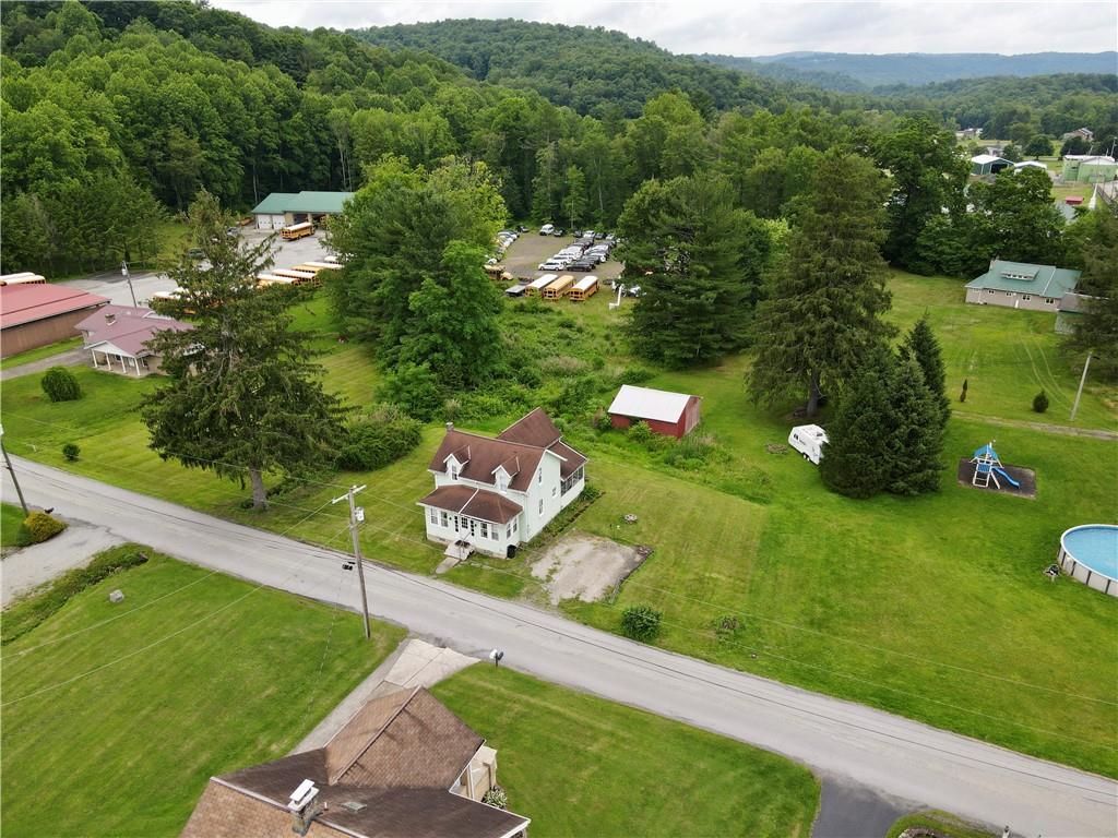 114 Stewarton Road Mill Run, PA 15464 - Photo 15 of 35