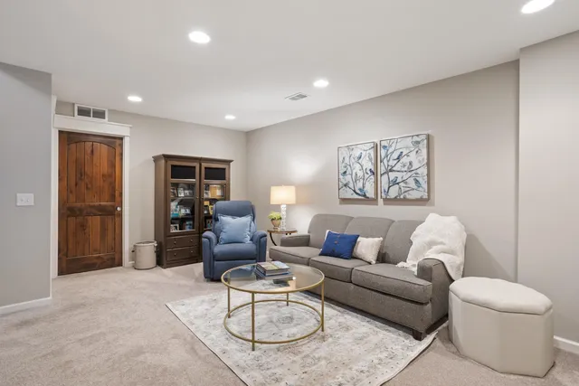 $1,100,000 | 5100 Greenwood Circle, Greenwood, MN 55331