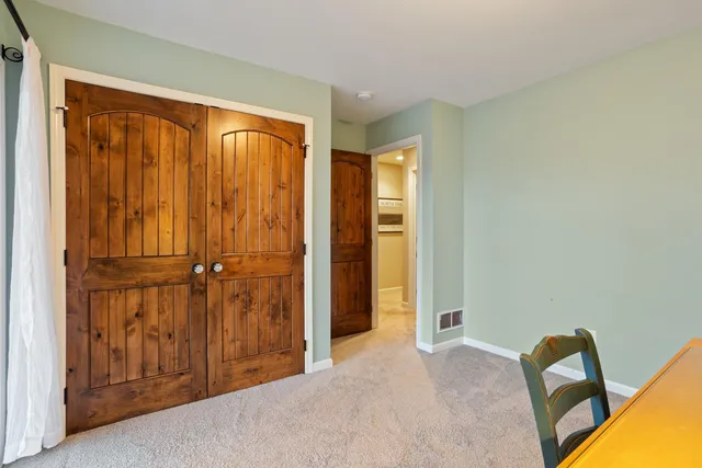 $1,100,000 | 5100 Greenwood Circle, Greenwood, MN 55331