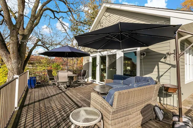 $1,100,000 | 5100 Greenwood Circle, Greenwood, MN 55331