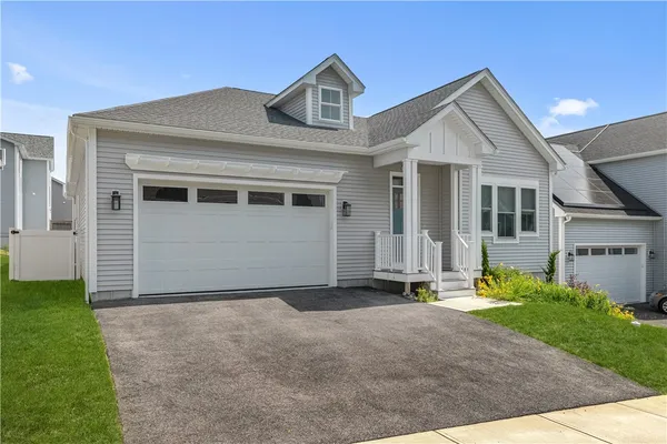 $4,200 | 231 Seawynds Drive, North Kingstown, RI 02852