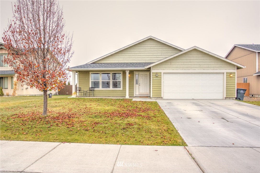 844 Polo Ridge Moses Lake, WA 98837 - Photo 1 of 17 Gallery Image 1