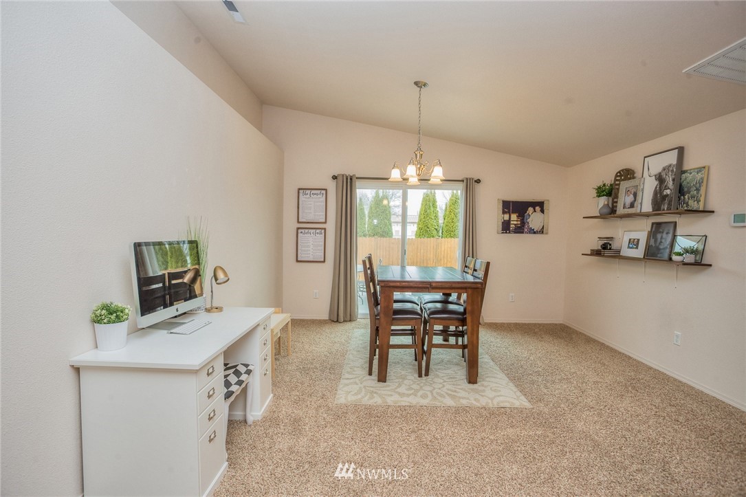 844 Polo Ridge Moses Lake, WA 98837 - Photo 6 of 17 Gallery Image 6