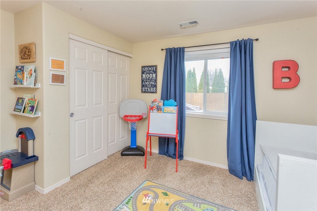 844 Polo Ridge Moses Lake, WA 98837 - Photo 8 of 17 Gallery Image 8