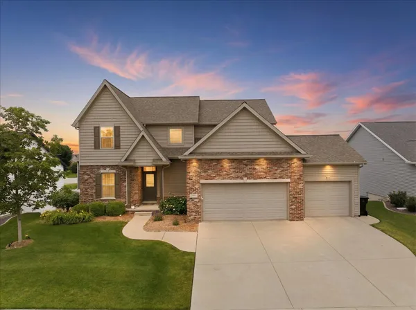 $465,000 | 2604 Red Rock Road, Normal, IL 61761