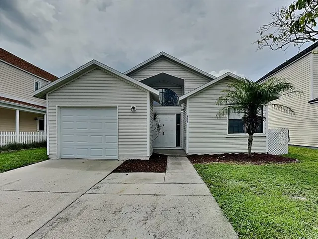 $1,899 | 4210 38th Street West, Bradenton, FL 34205