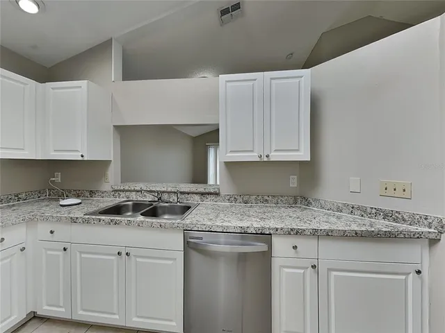 $1,899 | 4210 38th Street West, Bradenton, FL 34205