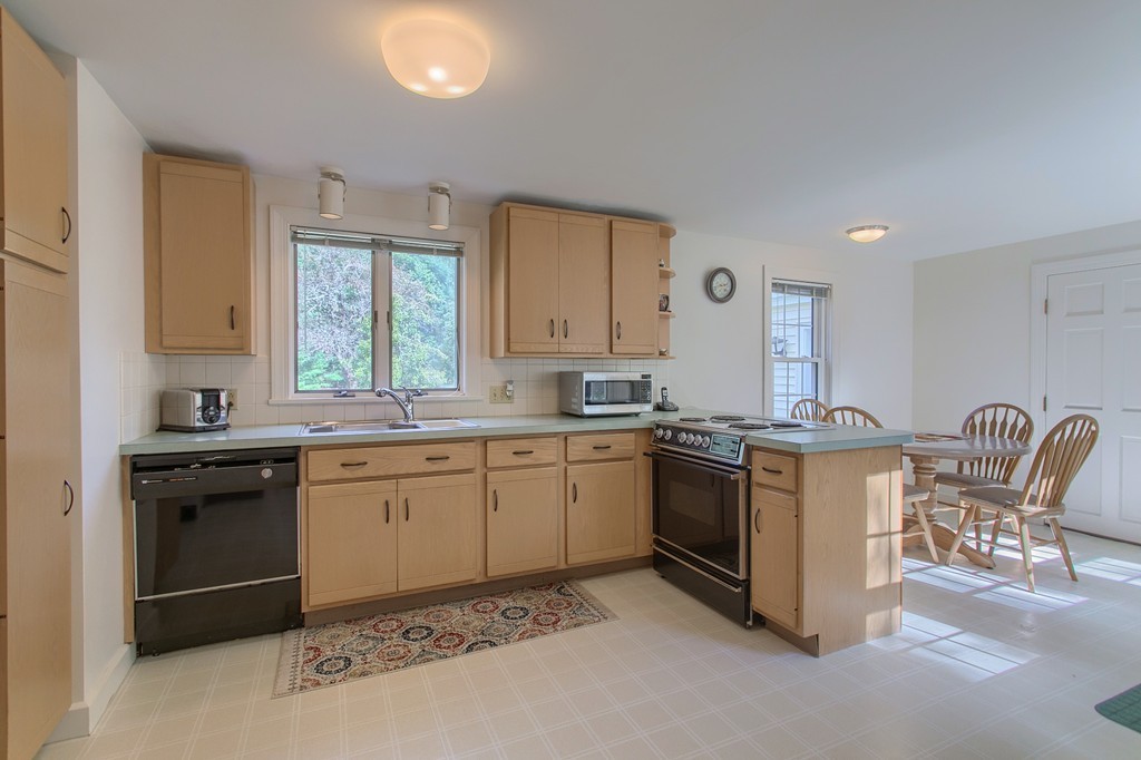 54 Pitcherville Road Hubbardston, MA 01452 - Photo 14 of 28 Gallery Image 14