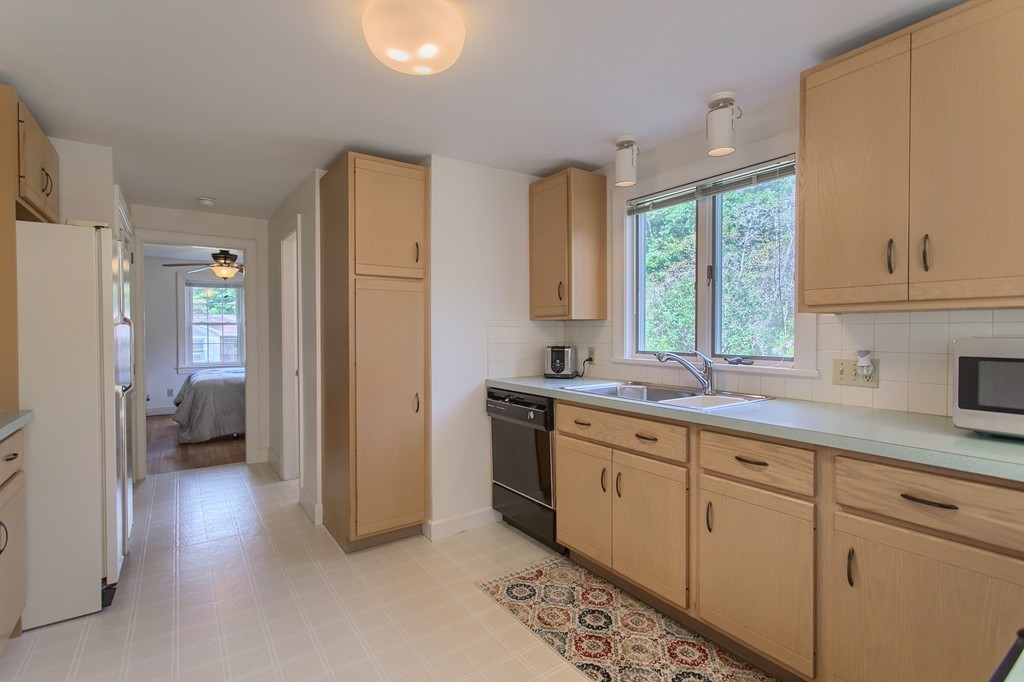 54 Pitcherville Road Hubbardston, MA 01452 - Photo 15 of 28 Gallery Image 15