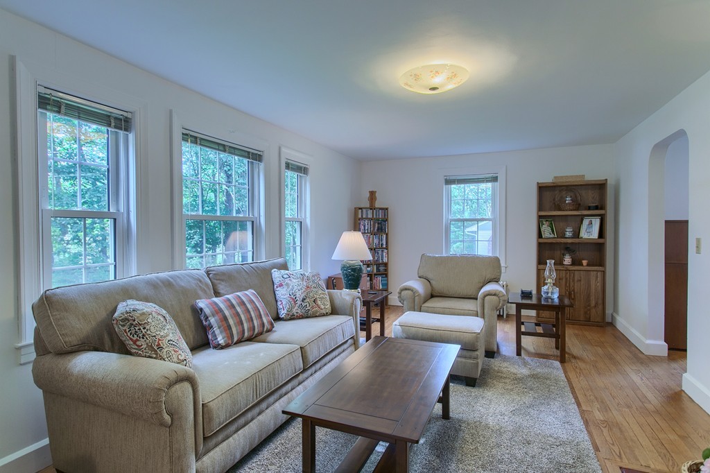54 Pitcherville Road Hubbardston, MA 01452 - Photo 10 of 28 Gallery Image 10