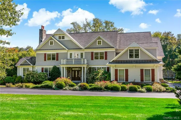 $2,725,000 | 16 Austin Place, Briarcliff Manor, NY 10510