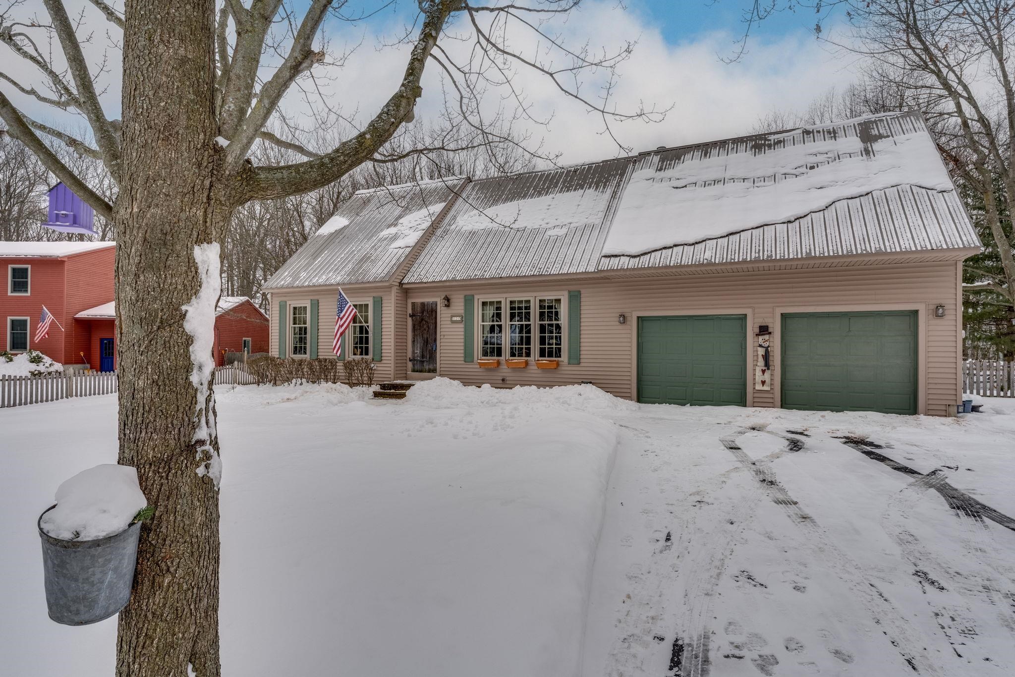 126 Hummingbird Drive Colchester, VT 05446 - Photo 27 of 37 Gallery Image 27