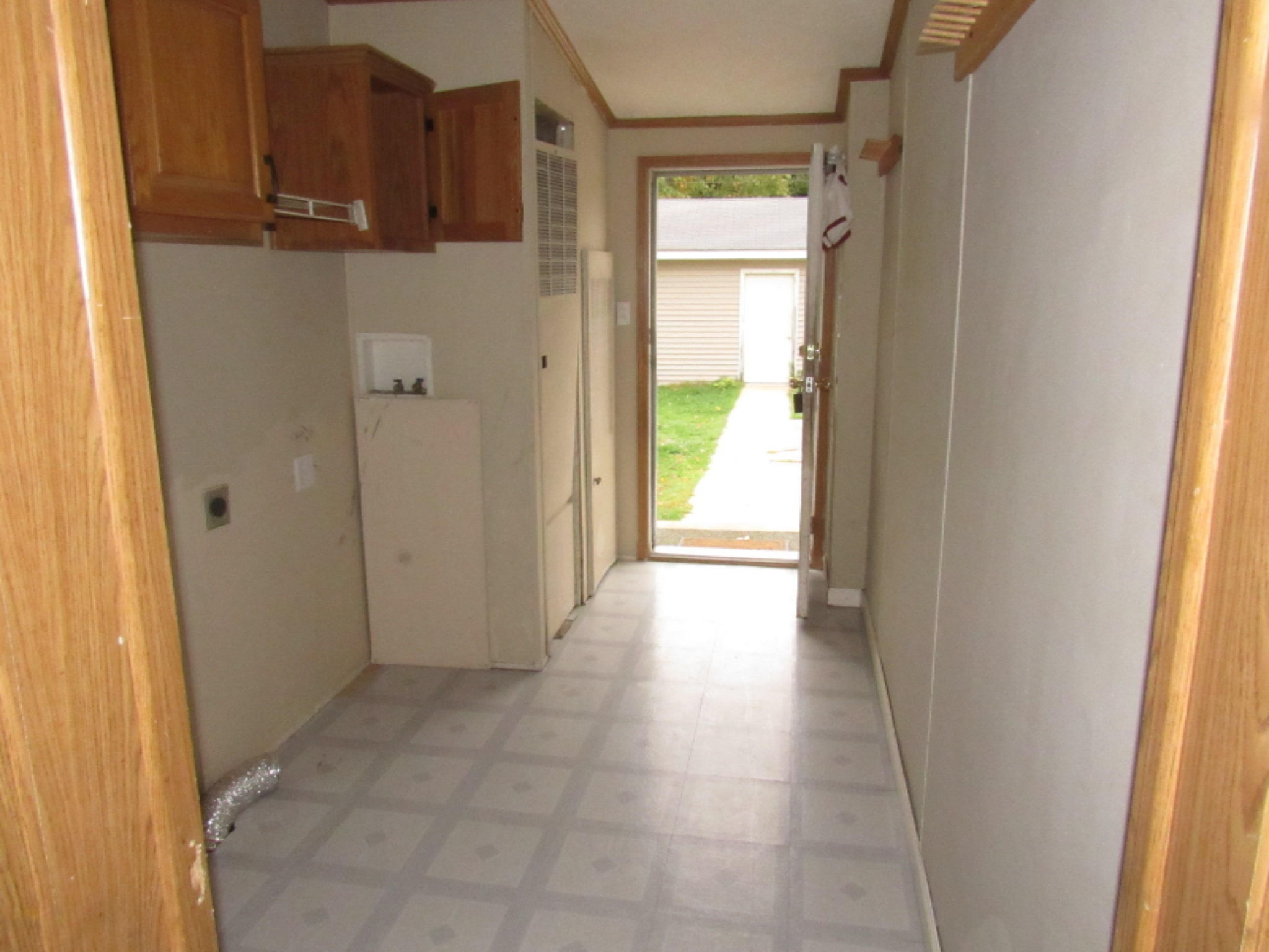 19914 State Line Road Edwardsburg, MI 49112 - Photo 11 of 22 IMG_8088