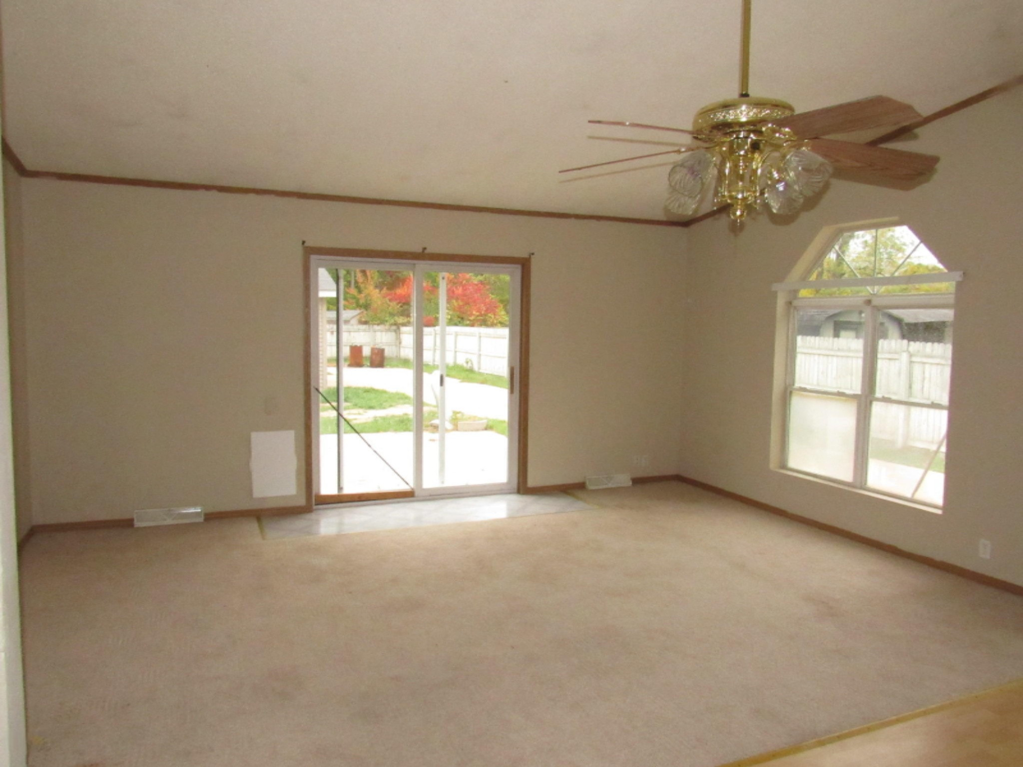 19914 State Line Road Edwardsburg, MI 49112 - Photo 10 of 22 IMG_8084