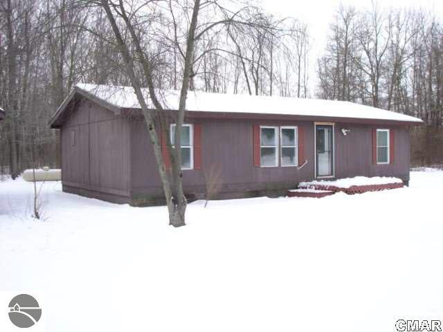 8284 East Baseline Road Mount Pleasant, MI 48858 - Photo 8 of 8 1768066-7.JPG