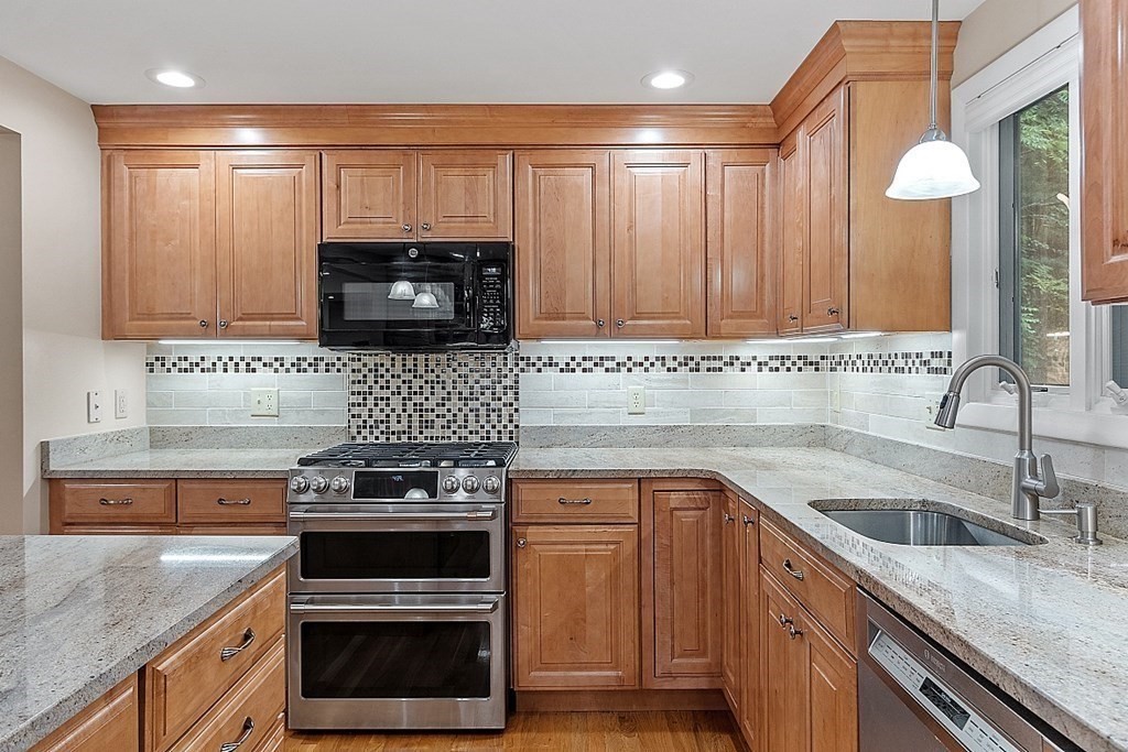 62 Patten Road Westford, MA 01886 - Photo 16 of 42 Gallery Image 16