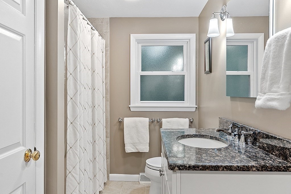 62 Patten Road Westford, MA 01886 - Photo 20 of 42 Gallery Image 20