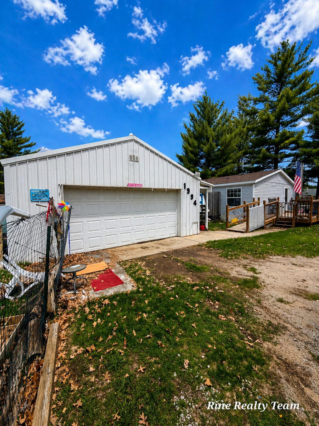 1994 East Stockwell Road Harrison, MI 48625 - Photo 12 of 41 EB37B157-8E29-443E-B227-27A780DAD7F5