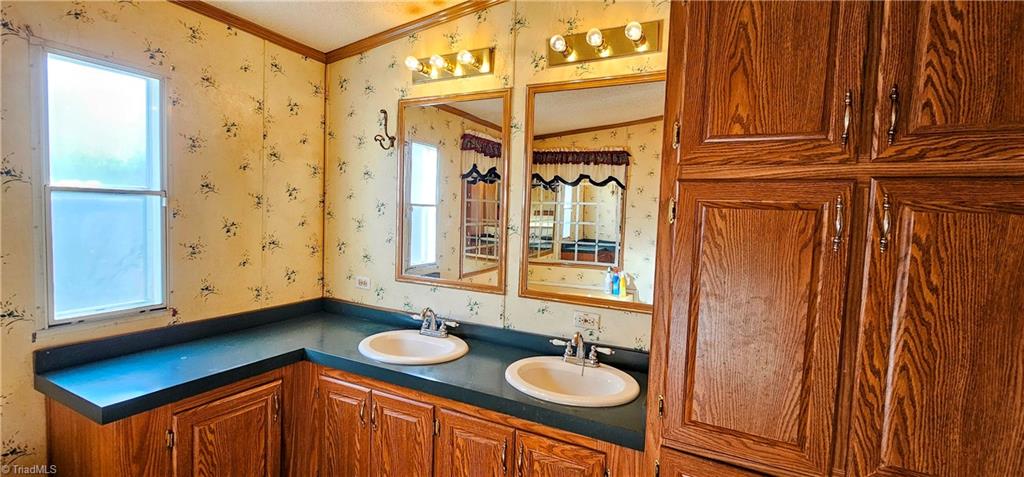 1342 Bob Mabe Road Danbury, NC 27016 - Photo 9 of 21