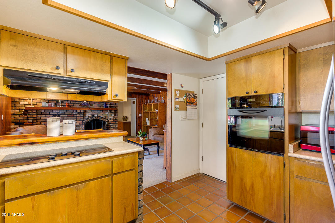 4234 West Redfield Road Phoenix, AZ 85053 - Photo 12 of 32 14- Redfield